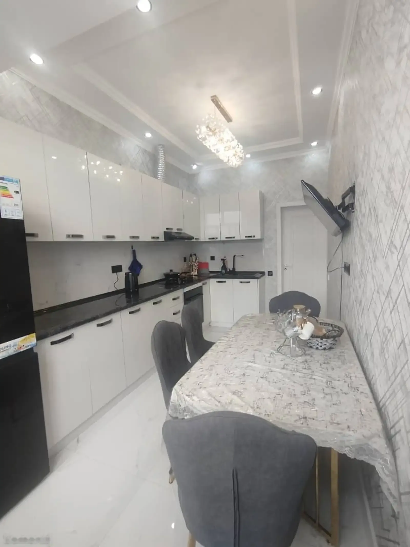 3-комн. квартира, 6 этаж, 80м², И.Сомони