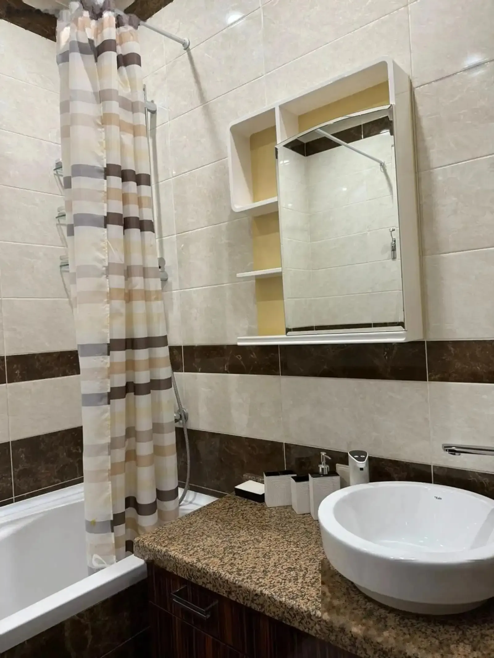 4-комн. квартира, 5 этаж, 115м², Рудаки