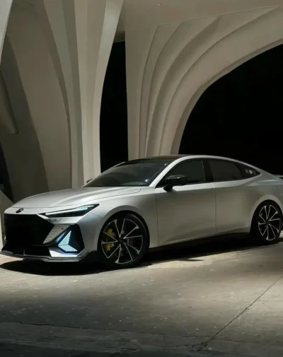 Changan UNI-V, 2025