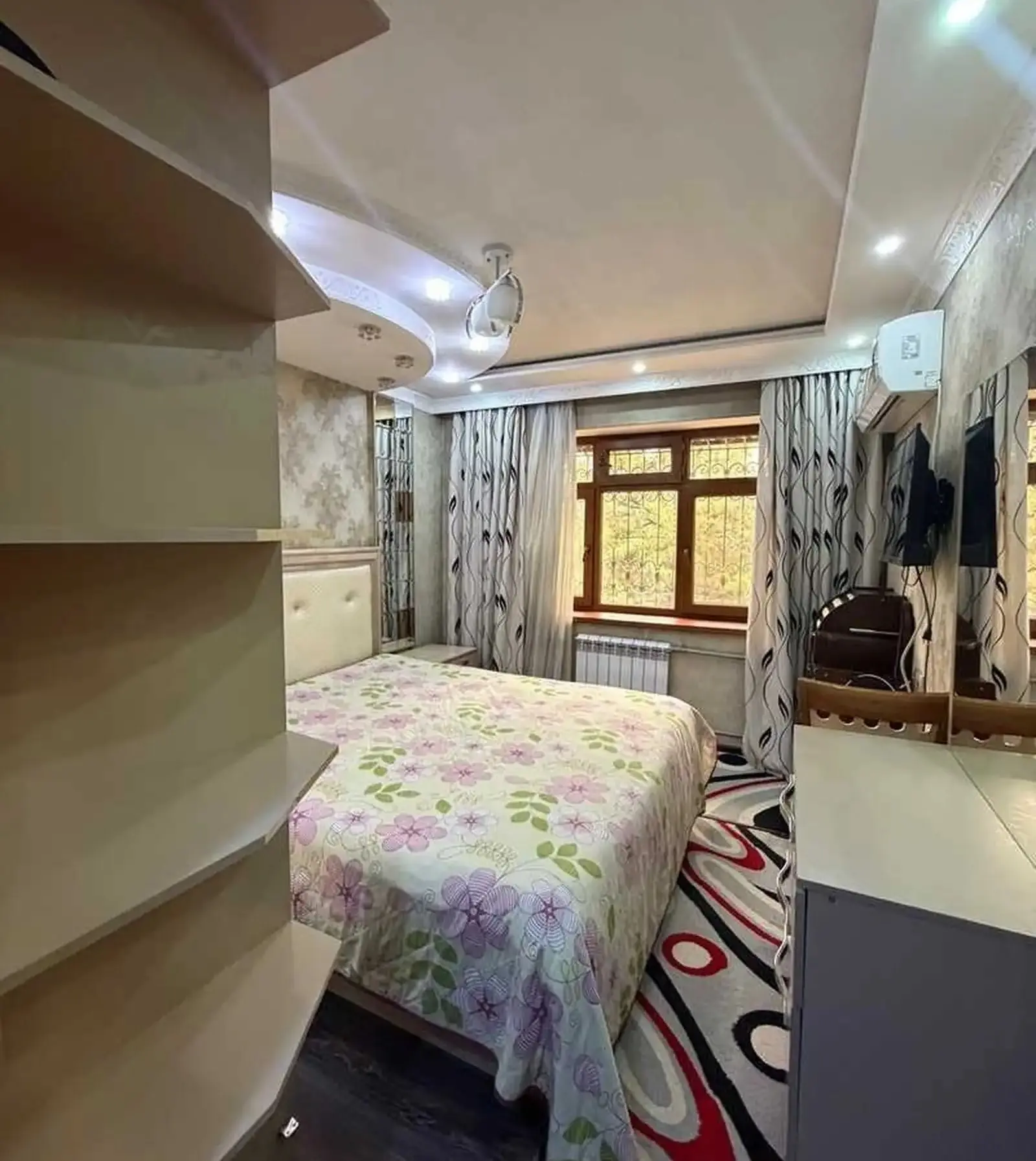 4-комн. квартира, 2 этаж, 95м², Сино