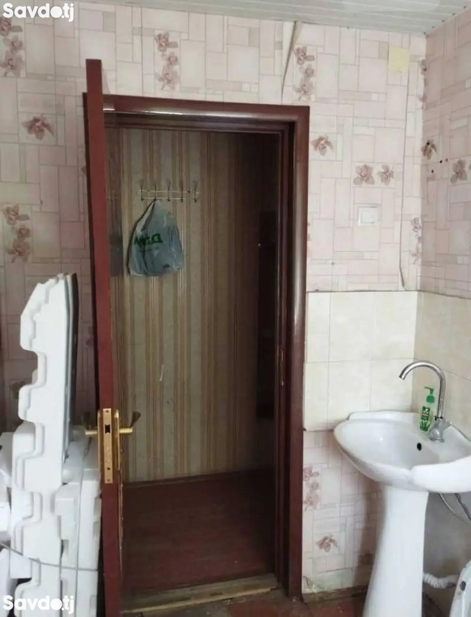 2-комн. квартира, 2 этаж, 60м², Горбольница
