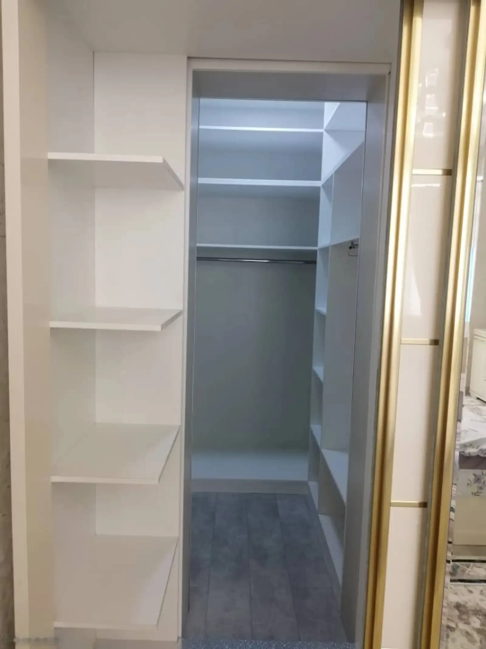 2-комн. квартира, 9 этаж, 95м², Посольствои Россия