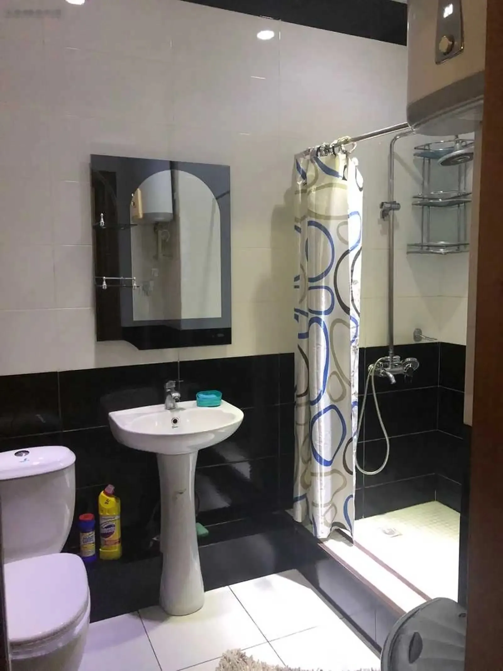 2-комн. квартира, 12 этаж, 70м², ориентир парламент
