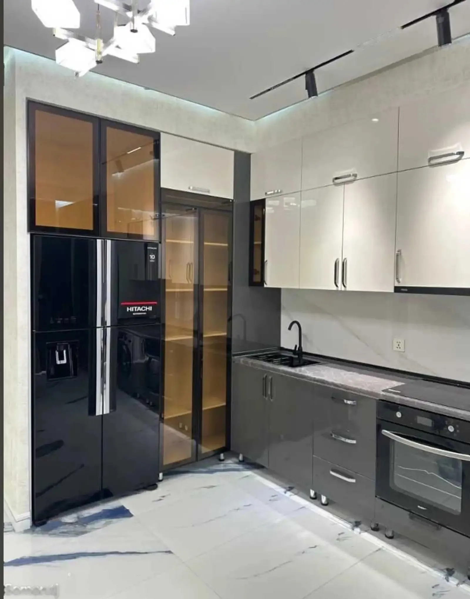 3-комн. квартира, 4 этаж, 130м², сомони