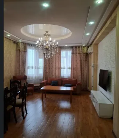 3-комн. квартира, 2 этаж, 130м², Сомони