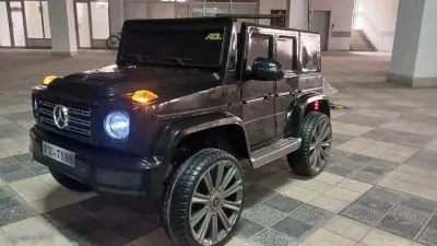 Детский электромобиль