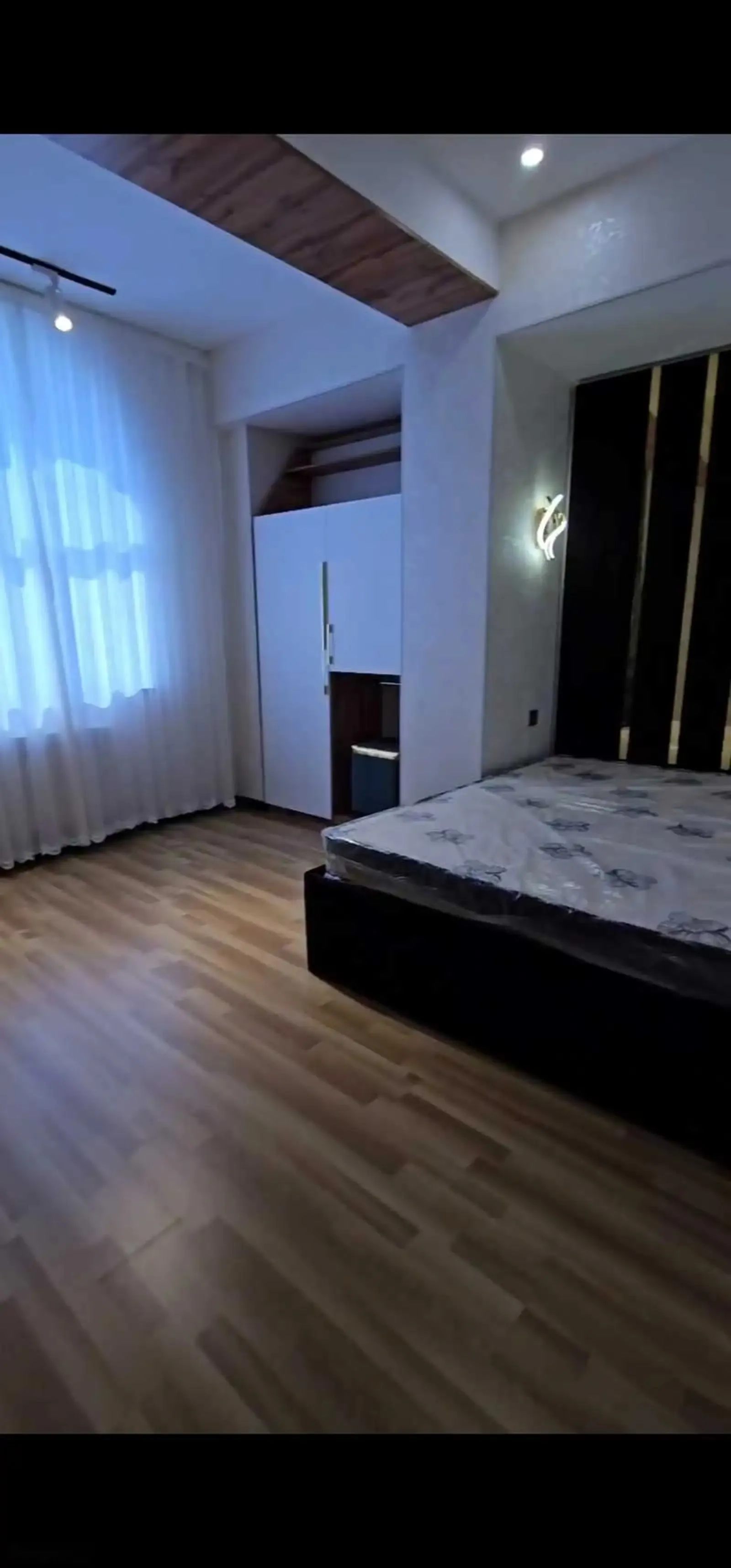 3-комн. квартира, 12 этаж, 120м², аэрапорт