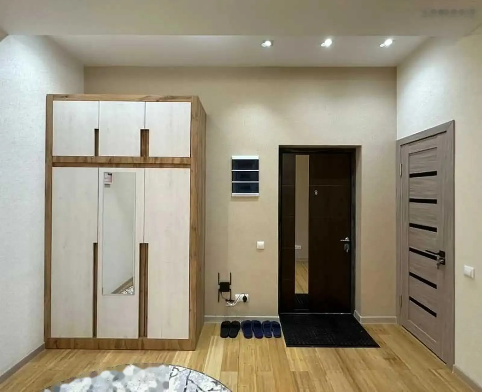 2-комн. квартира, 10 этаж, 58м², УВД