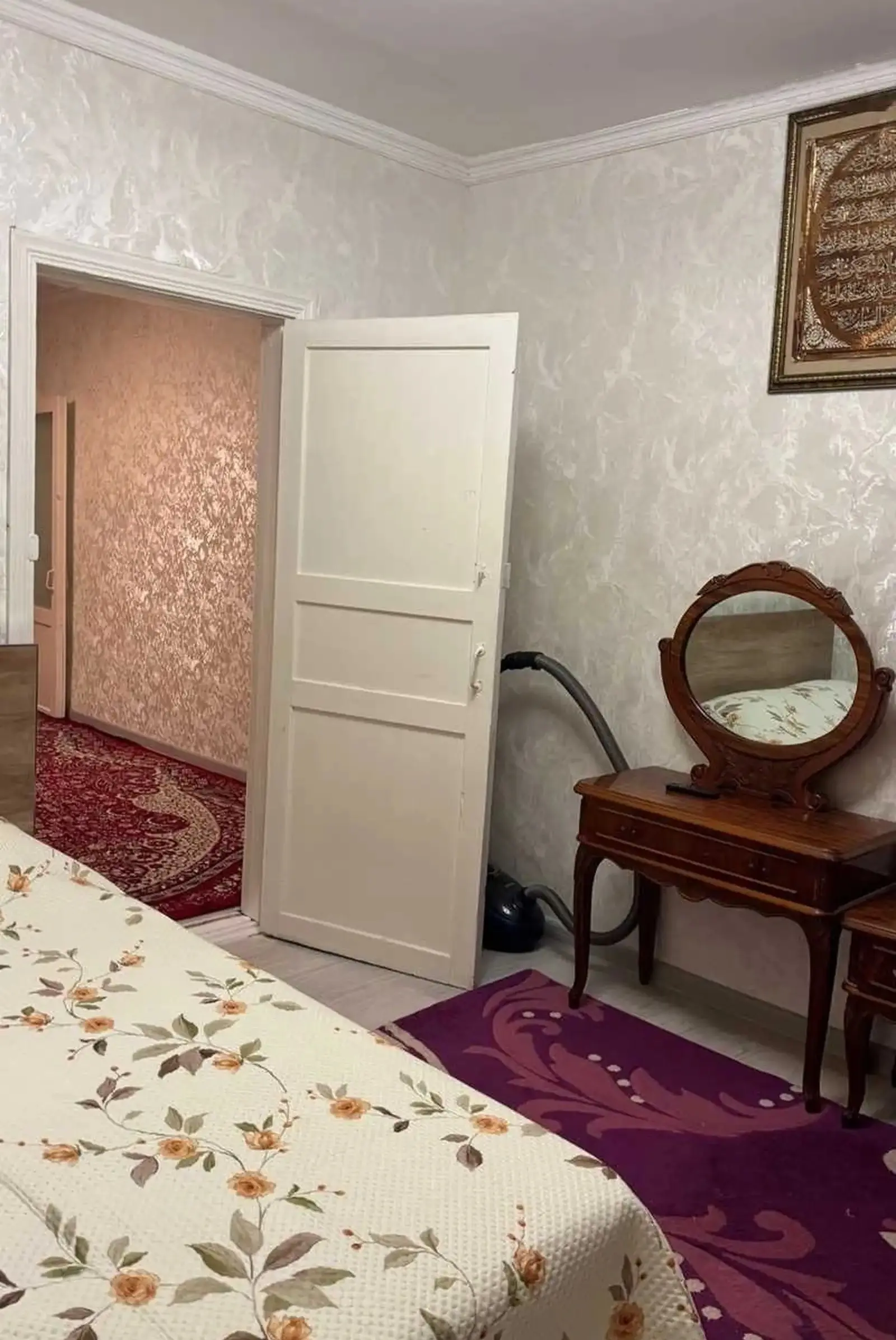 3-комн. квартира, 1 этаж, 70м², Сино