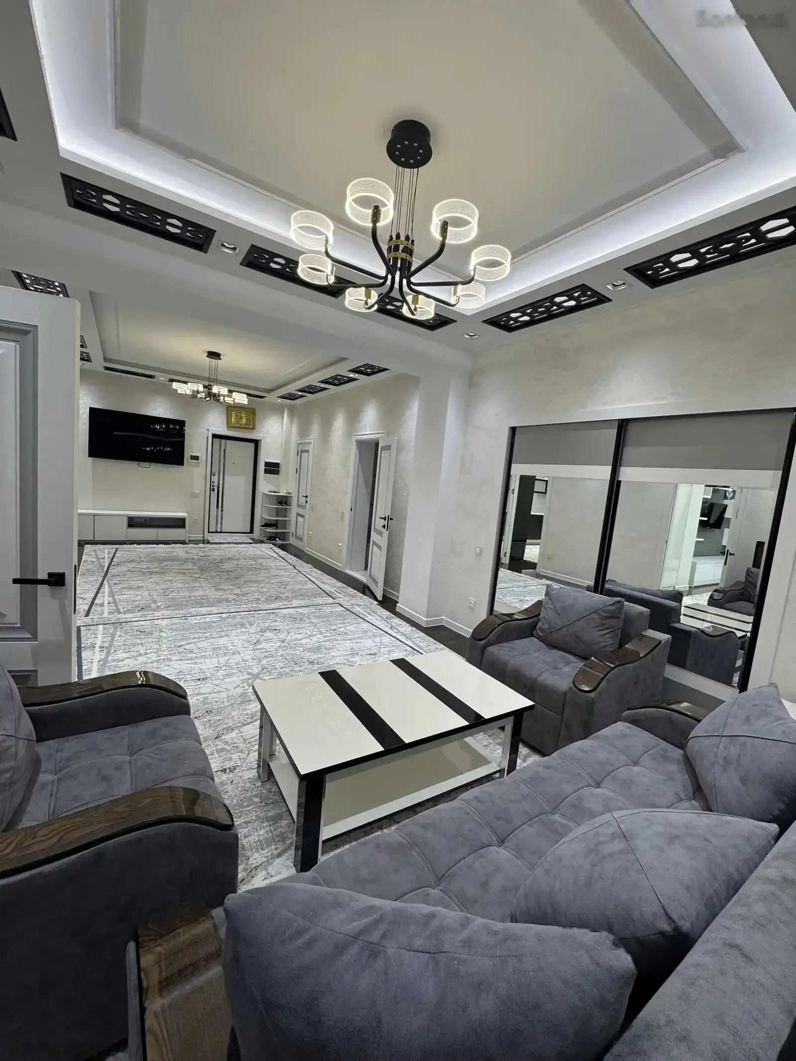 1-комн. квартира, 11 этаж, 109 м², Шохмансур