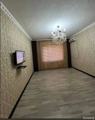 2-комн. квартира, 4 этаж, 60м², сино
