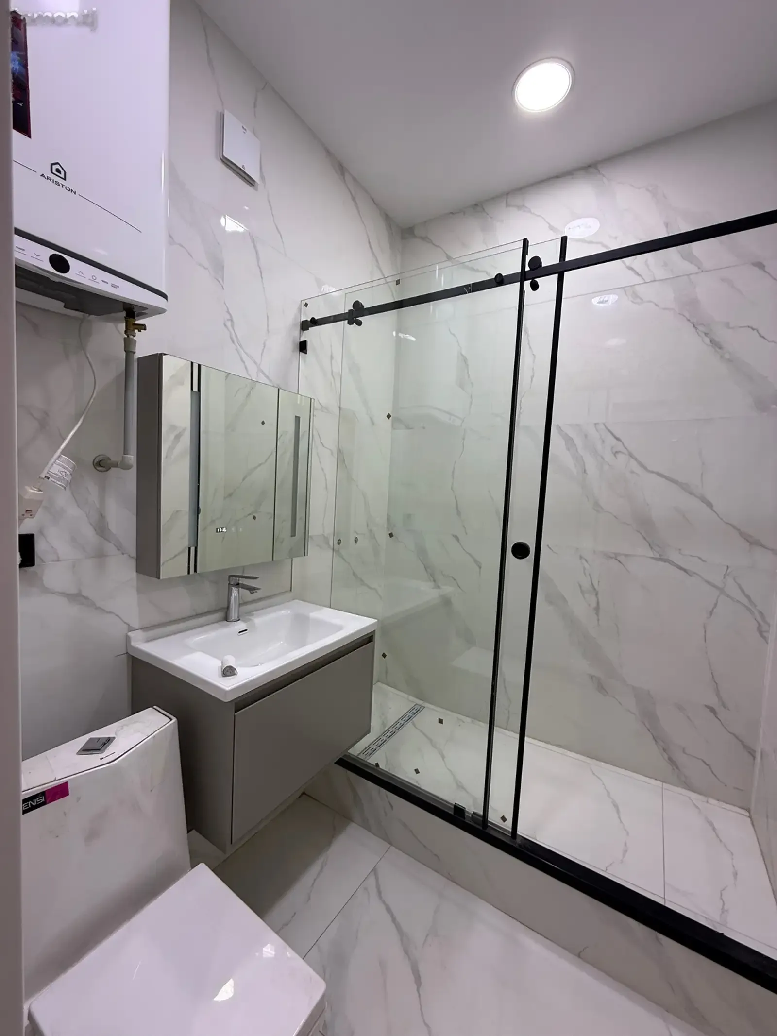 2-комн. квартира, 12 этаж, 92 м², Шохмансур