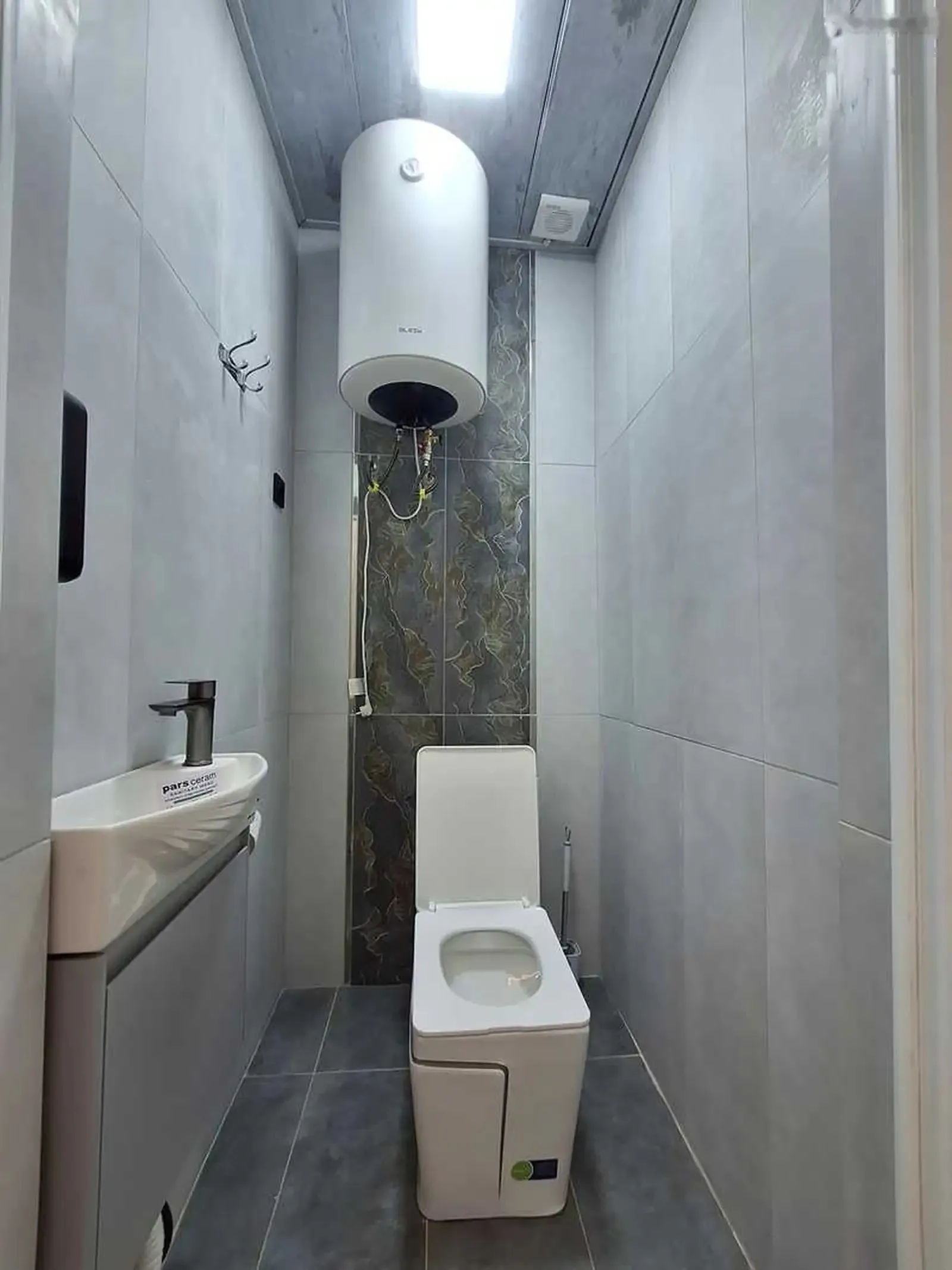 3-комн. квартира, 11 этаж, 75м², Овир