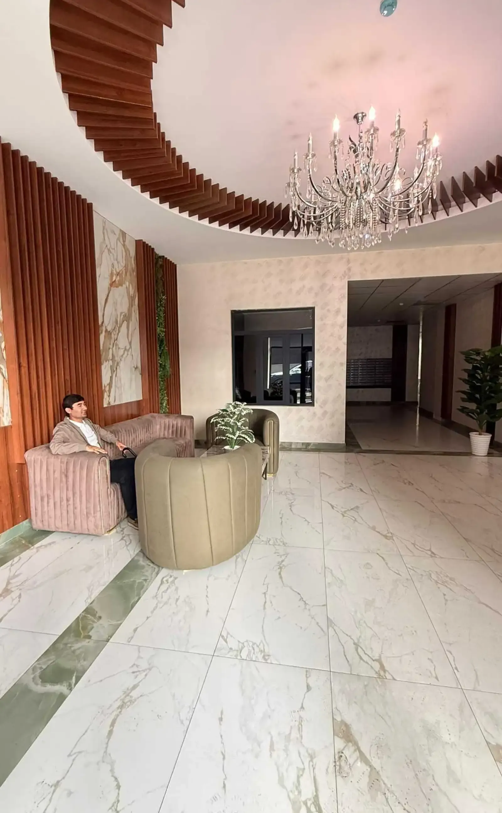 2-комн. квартира, 15 этаж, 61 м², Исмоили Сомони