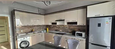 2-комн. квартира, 11 этаж, 85м², книжный мир