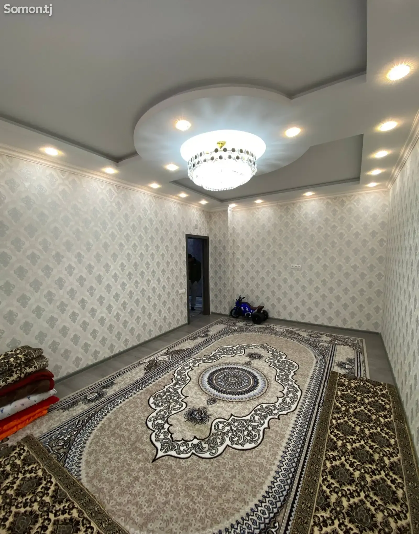 3-комн. квартира, 2 этаж, 90 м², Фирдавси Гипрозем