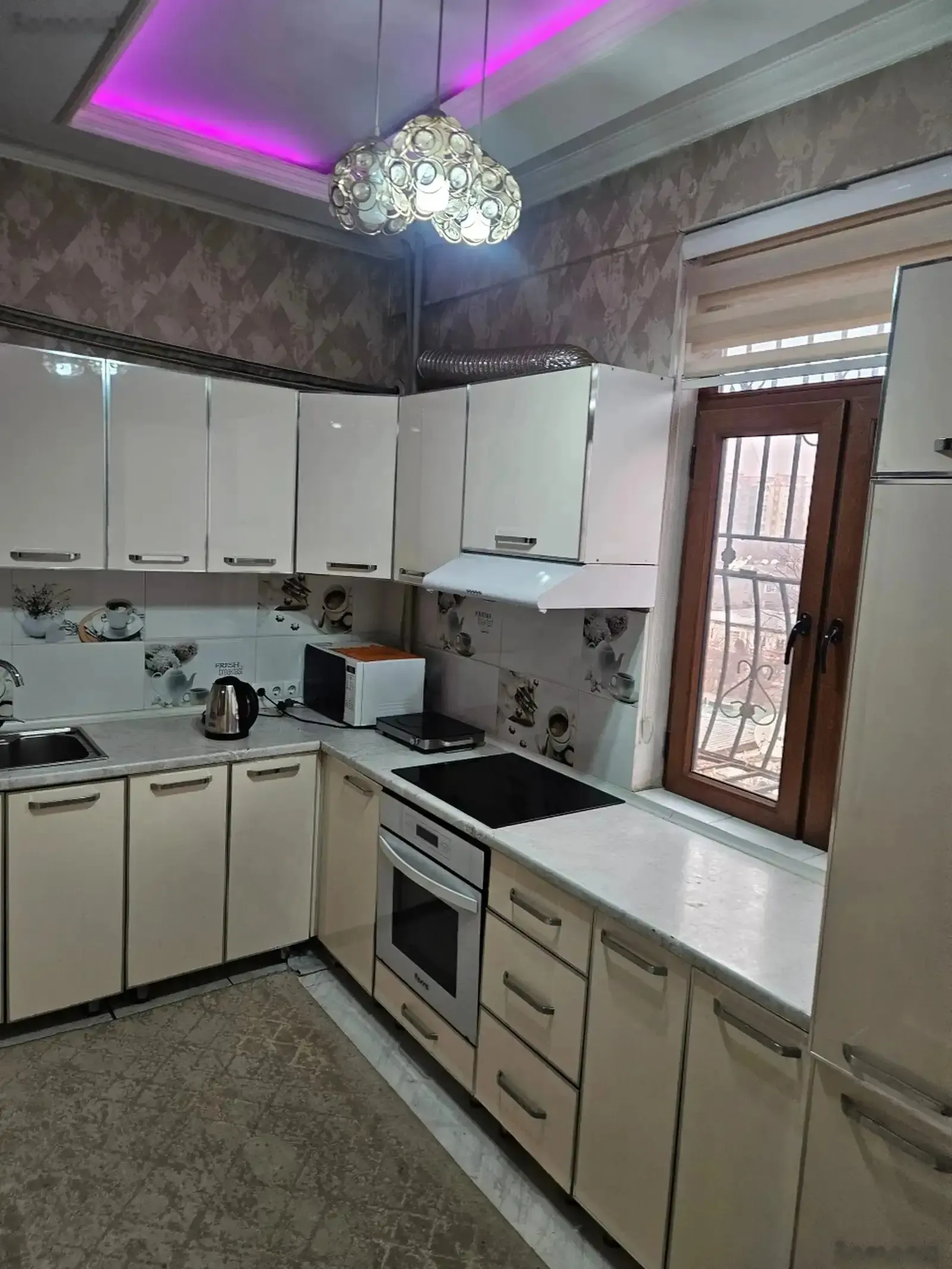 2-комн. квартира, 7 этаж, 76м², Сино