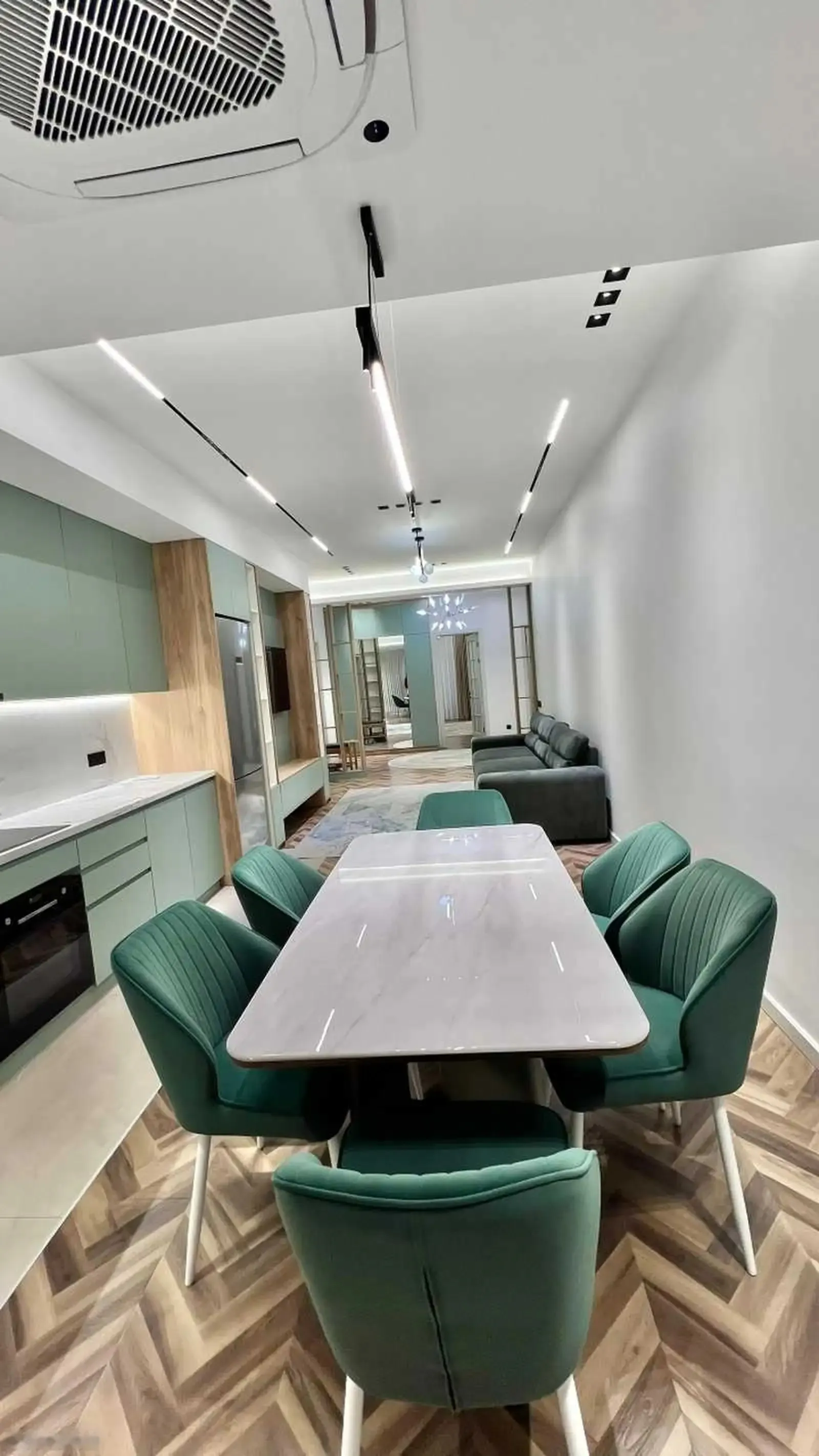 4-к квартира, 3 этаж, 142 м², Овир