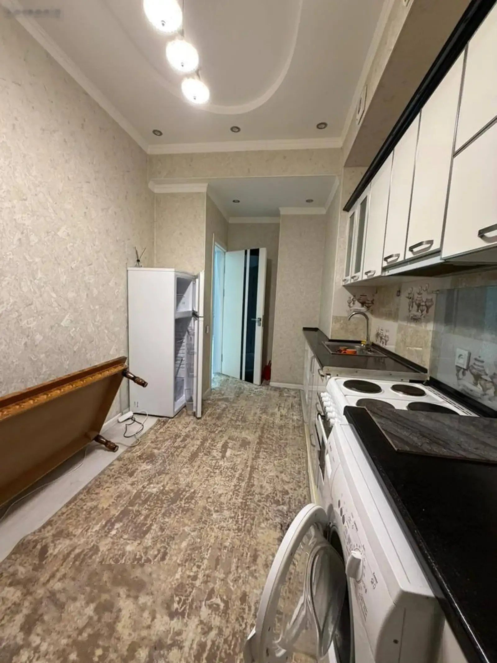 2-комн. квартира, 12 этаж, 75м², Шохмансур