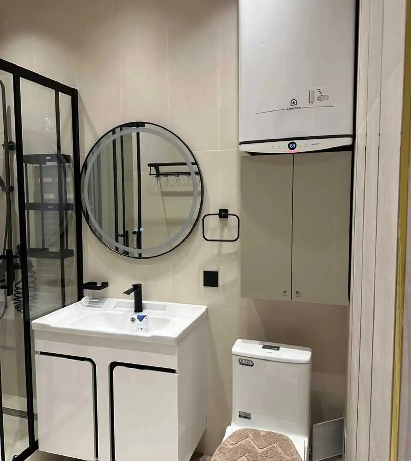 2-комн. квартира, 12 этаж, 62м², Славянский университет