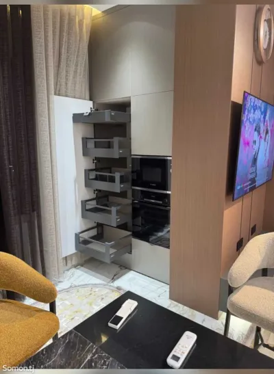 2-комн. квартира, 14 этаж, 74м², Шохмансур