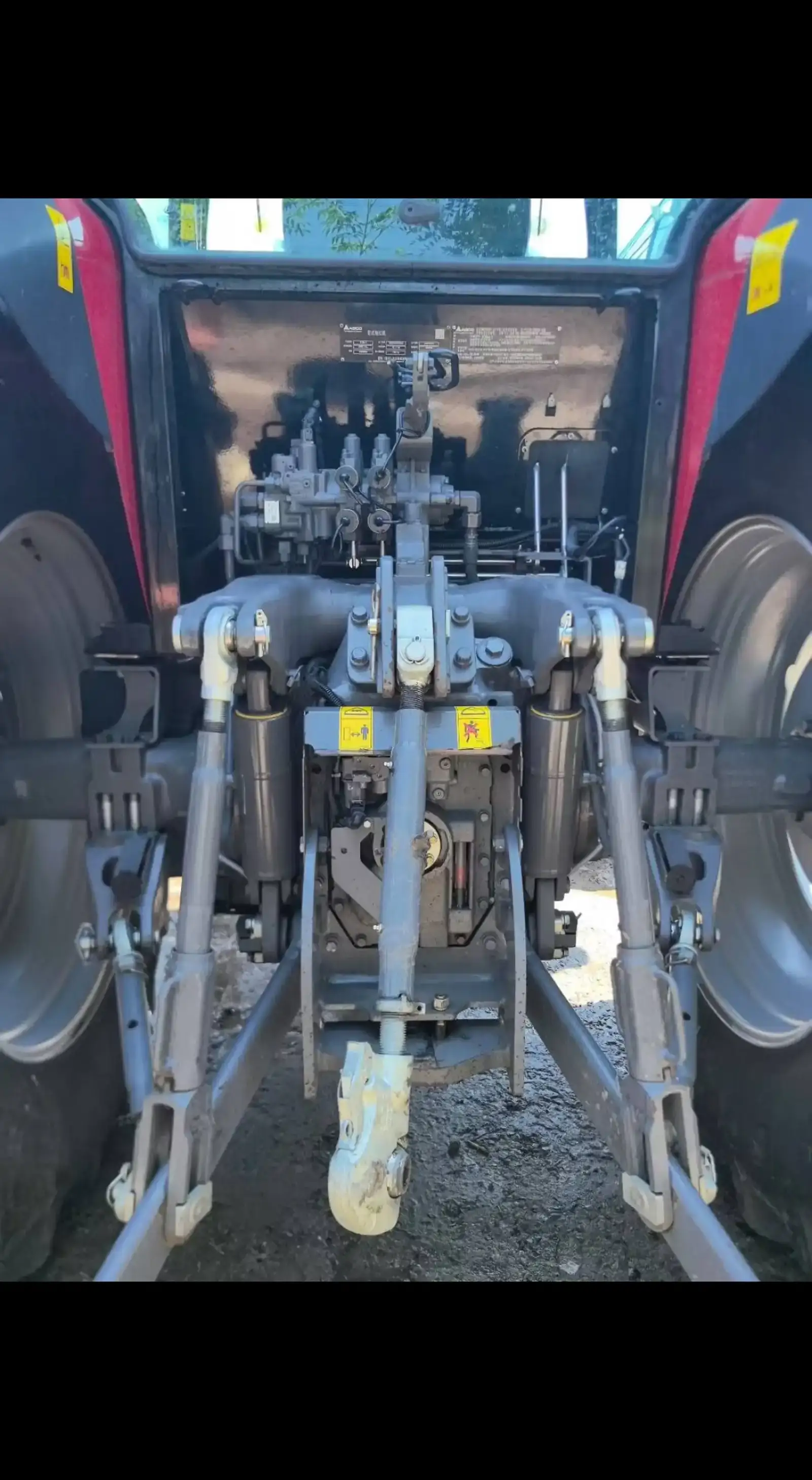 Трактор Massey Ferguson
