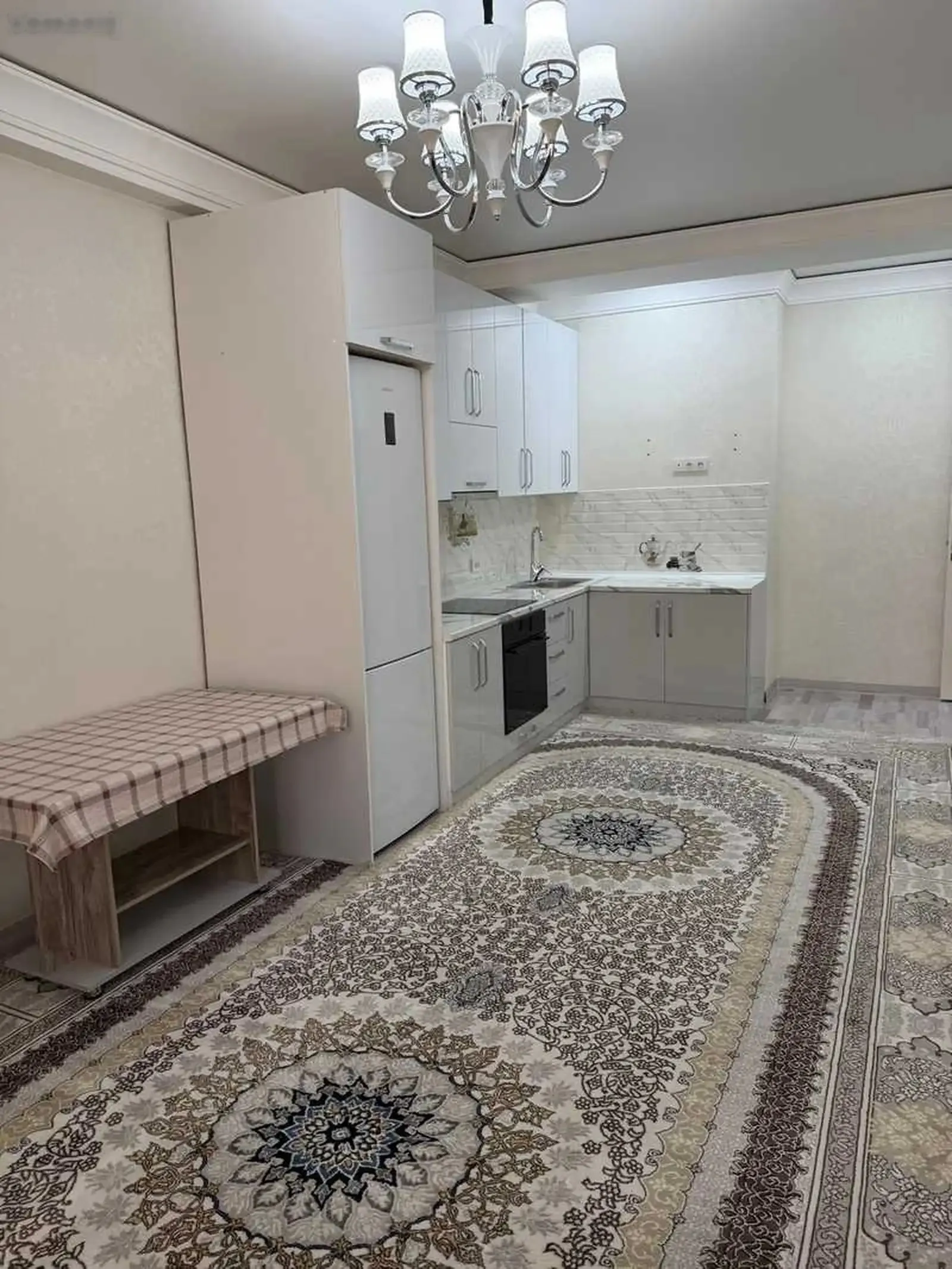 2-комн. квартира, 14 этаж, 92м², назди  Хилтон