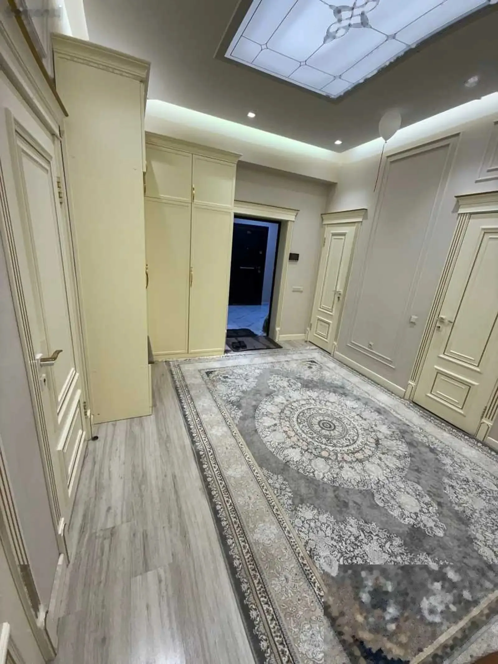 3-комн. квартира, 9 этаж, 97м², н.Шохмансур кучаи Садриддин Айни