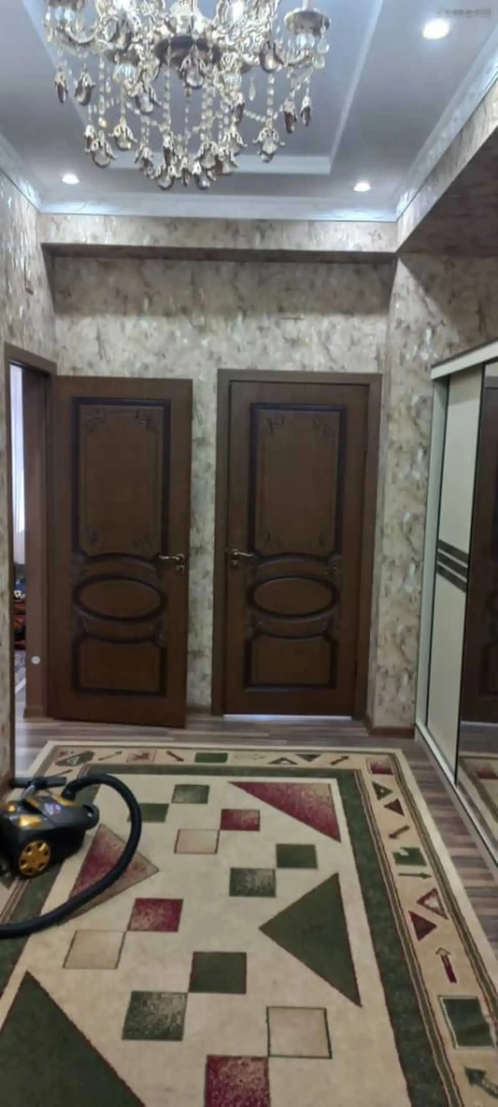 2-комн. квартира, 5 этаж, 80м², караболо