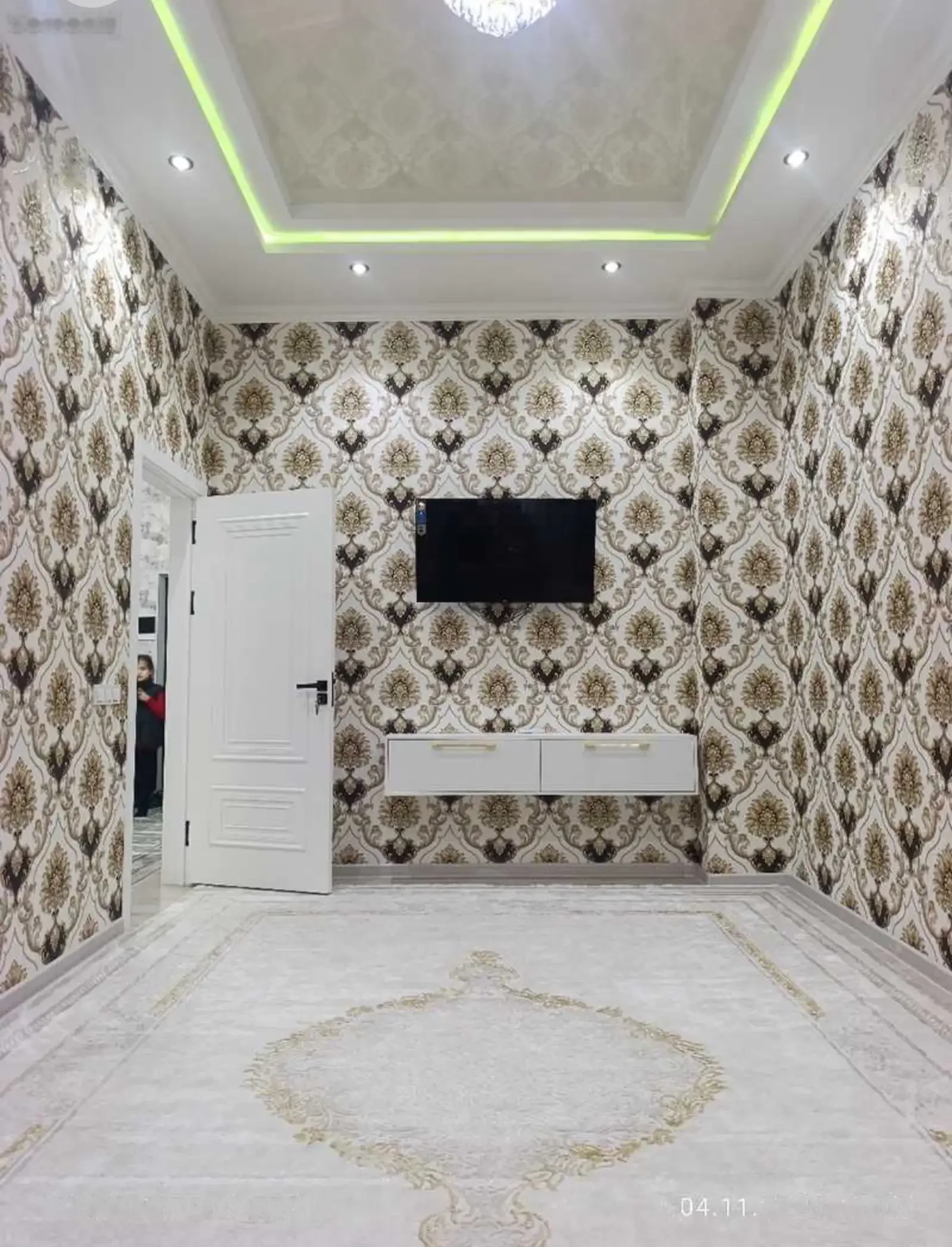 2-комн. квартира, 15 этаж, 61м², Славянский университет