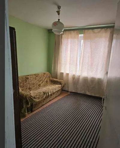 2-комн. квартира, 5 этаж, 50м², Сино