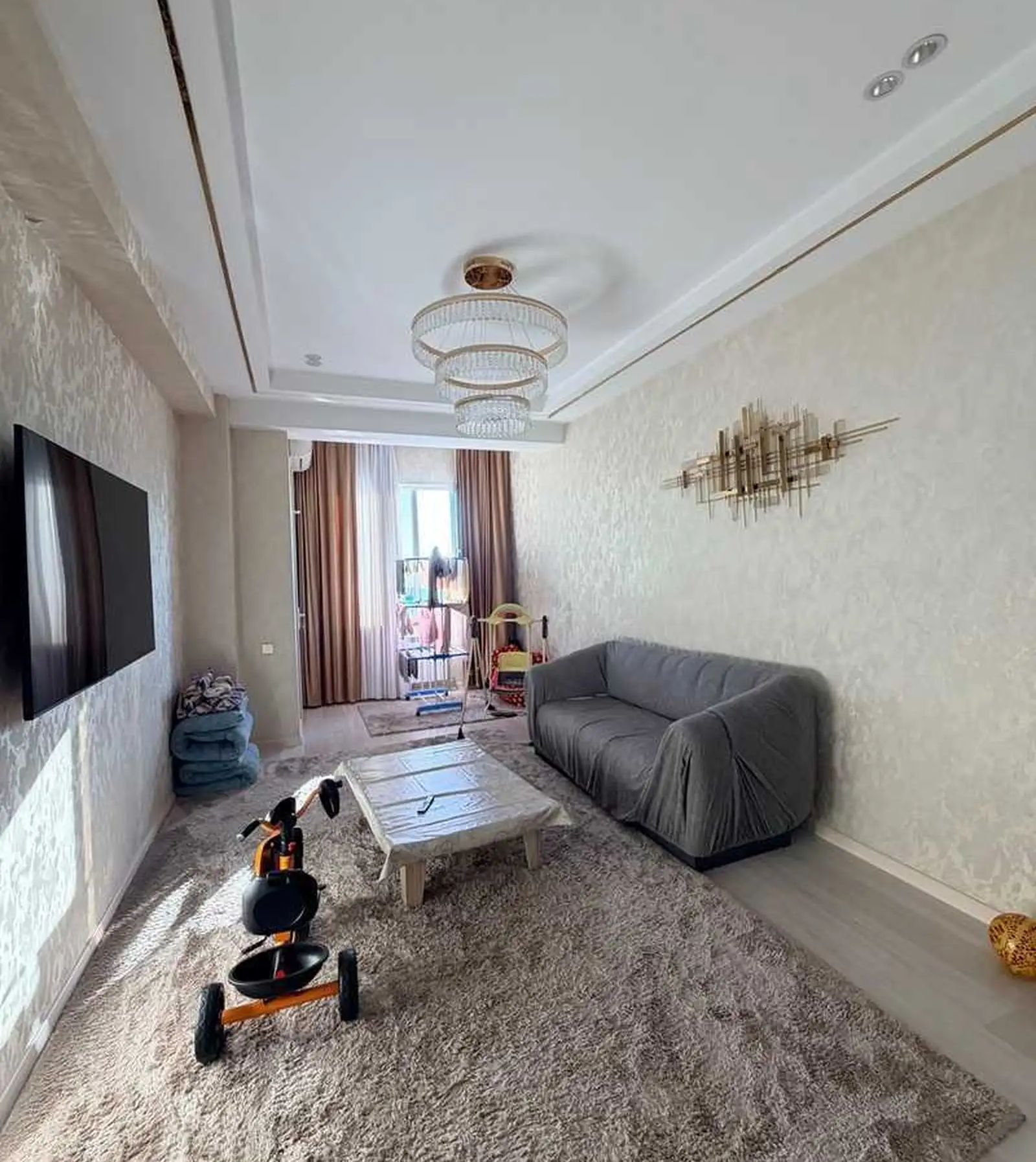 3-комн. квартира, 13 этаж, 100м², Сино 112 мкр дом Пайкар Наздикии мости