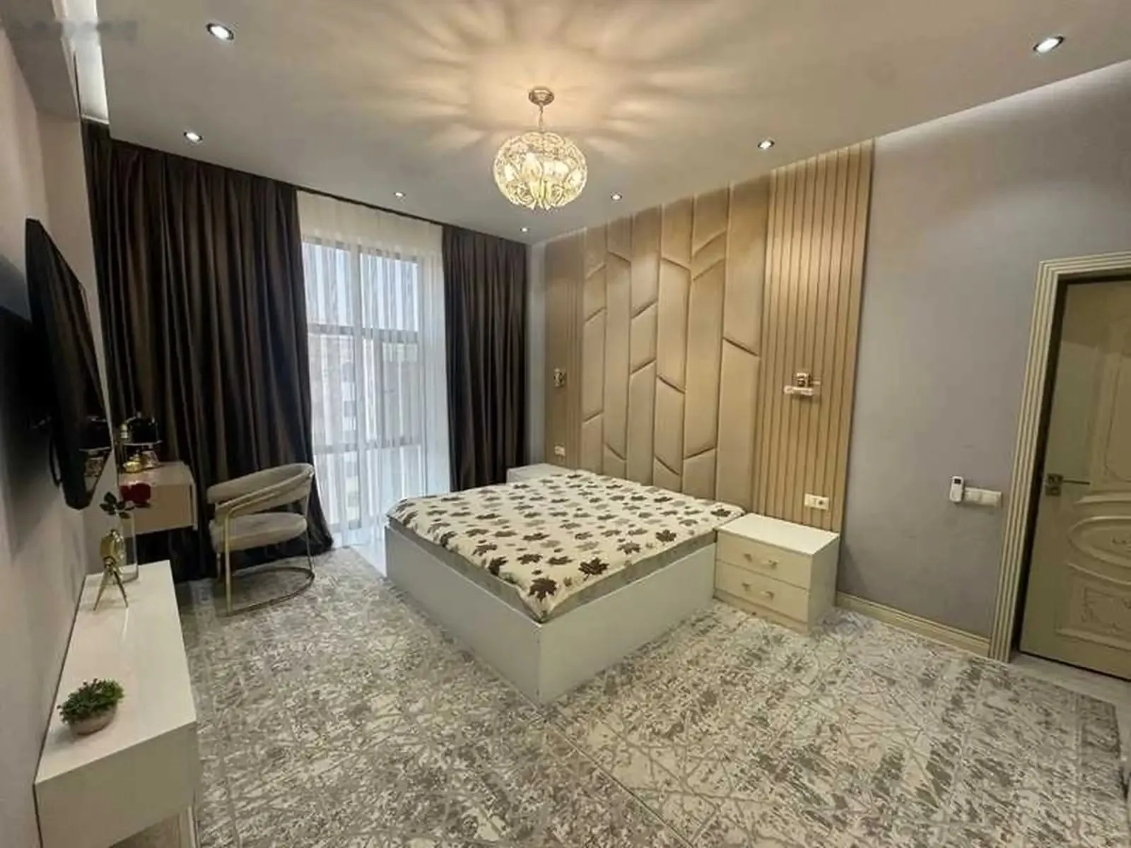 2-комн. квартира, 16 этаж, 98м², чордома доми гулбону