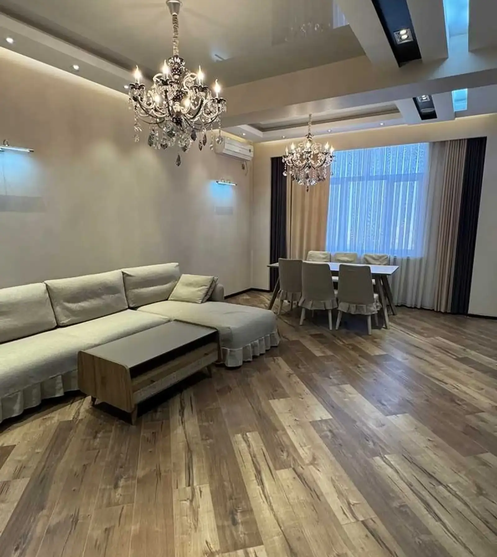 2-комн. квартира, 9 этаж, 100м², Дом печати, Таможенный комитет
