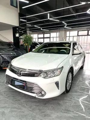 Toyota Camry, 2015