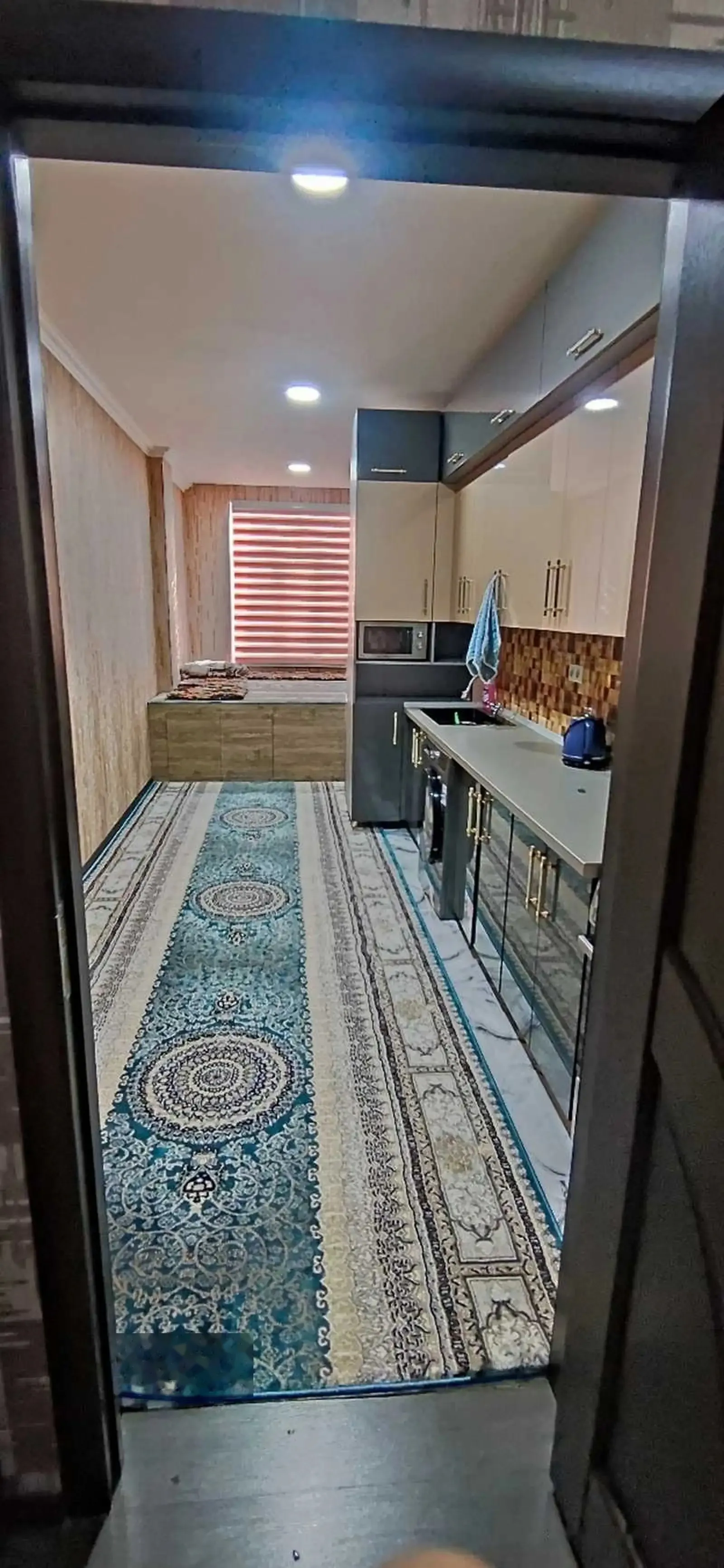 3-комн. квартира, 4 этаж, 105м², Колхози Россия