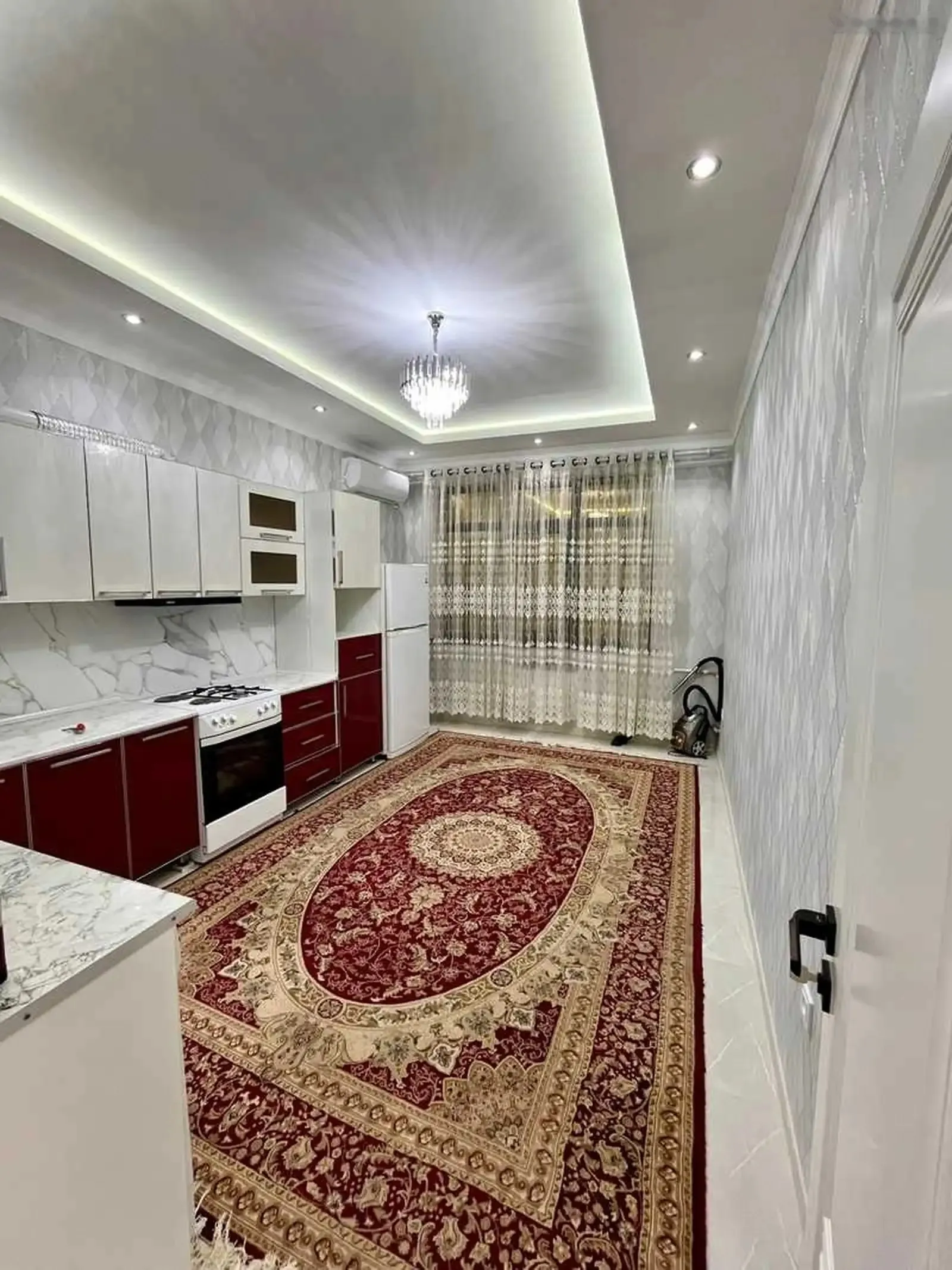 2-комн. квартира, 3 этаж, 83м², Садбарг