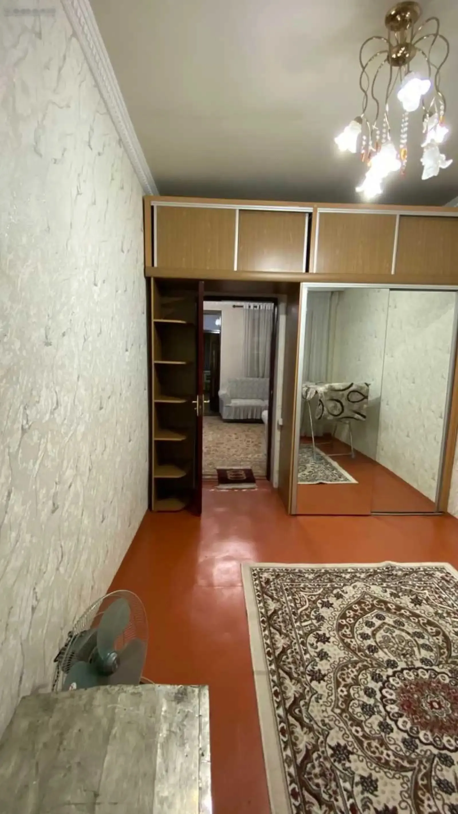 3-комн. квартира, 1 этаж, 80м², Танк