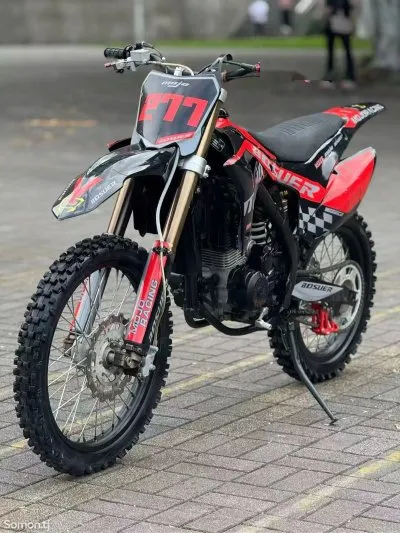 Горный мотоцикл 250 куба