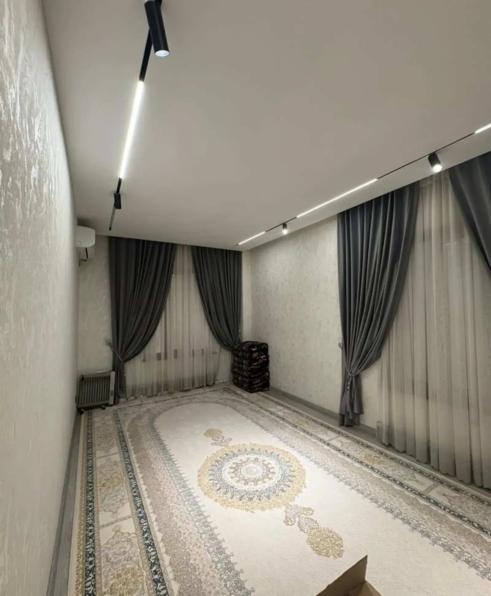 4-комн. квартира, 7 этаж, 125м², СУЛТОНИ КАБИР ЧОРАҲАИ ЮЖНИЙ .