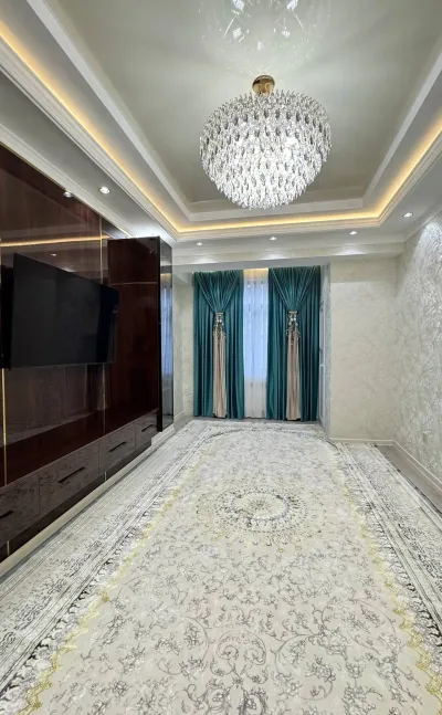 3-комн. квартира, 9 этаж, 83 м², Шохмансур Чордома