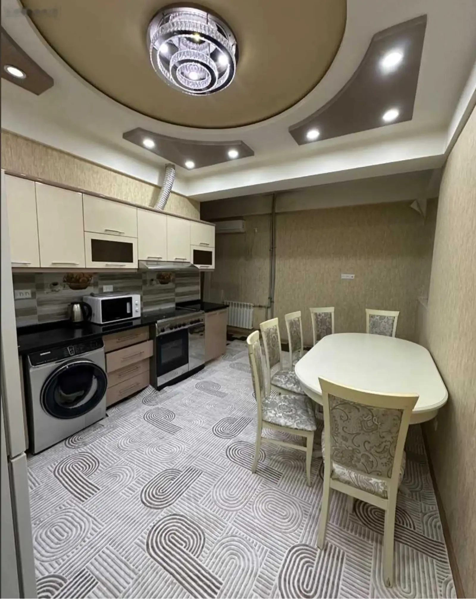 2-комн. квартира, 3 этаж, 72м², 82 мкр, Лесная сказка