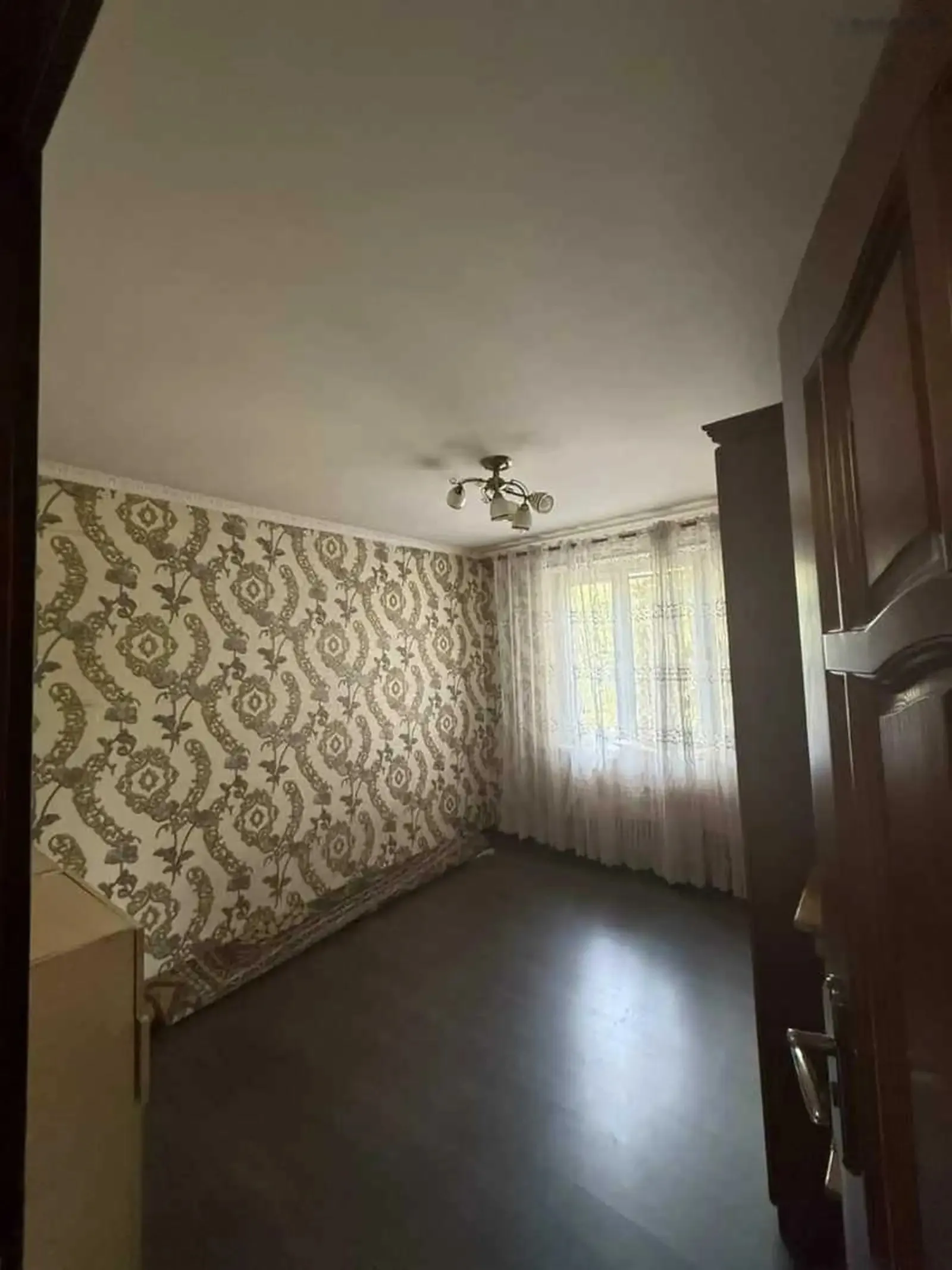2-комн. квартира, 2 этаж, 70м², 102мкр