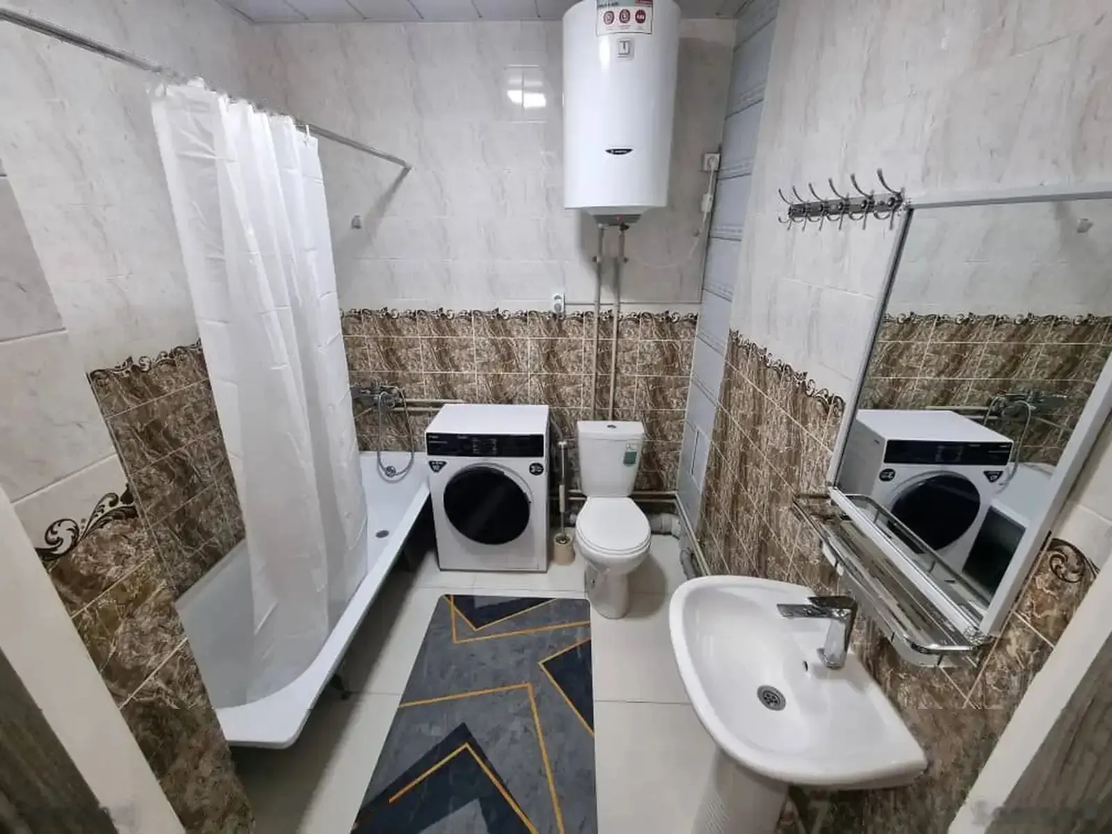 2-комн. квартира, 4 этаж, 80м², Фирдавси