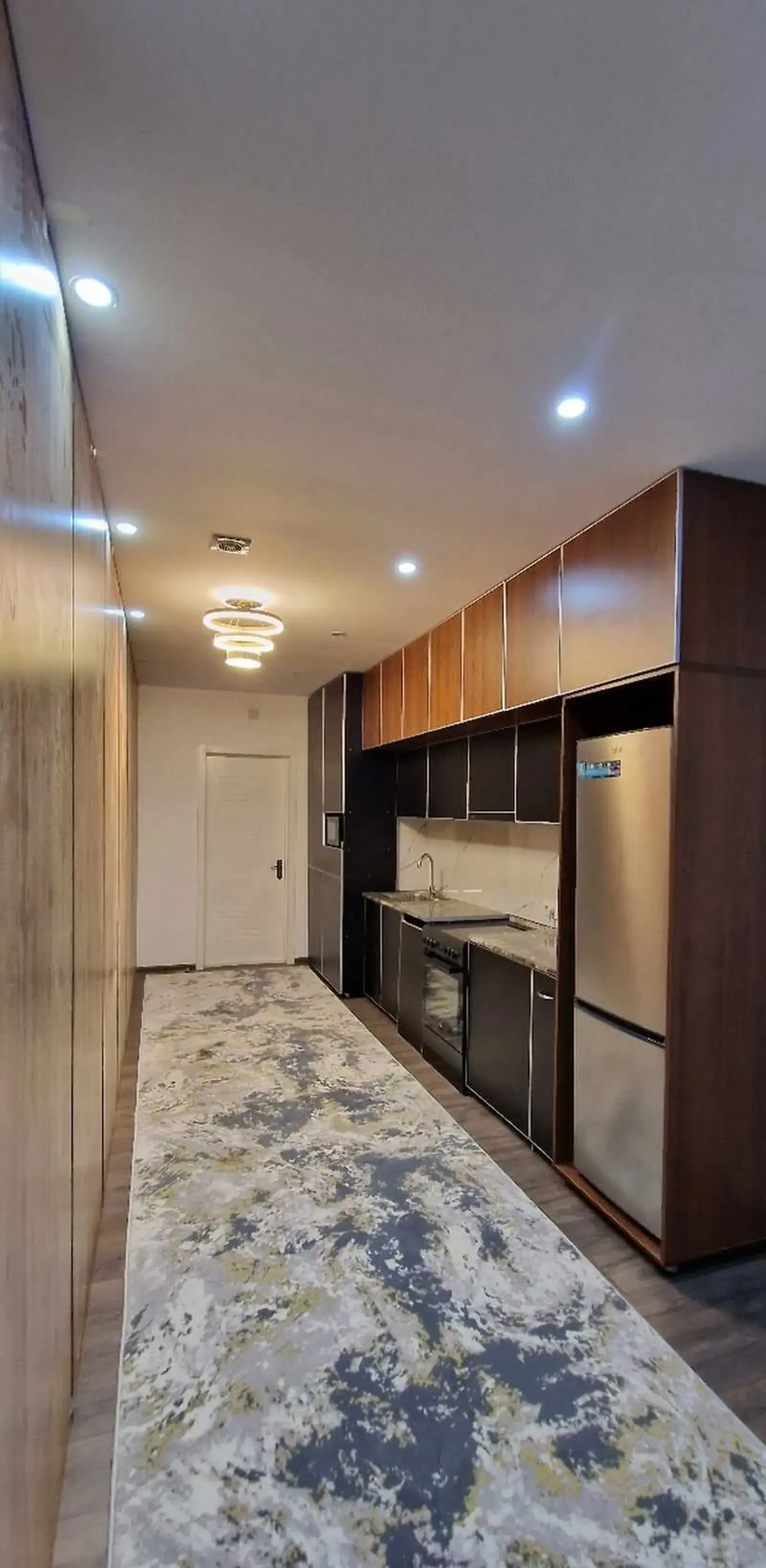 3-комн. квартира, 12 этаж, 122м², 102 мкр