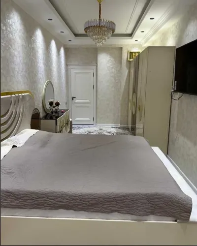 2-комн. квартира, 17 этаж, 80м², Фирдавси