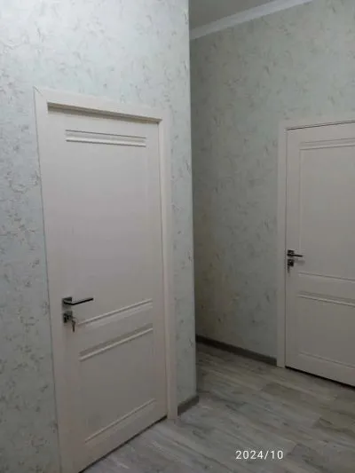 2-комн. квартира, 4 этаж, 70м², голубой экран