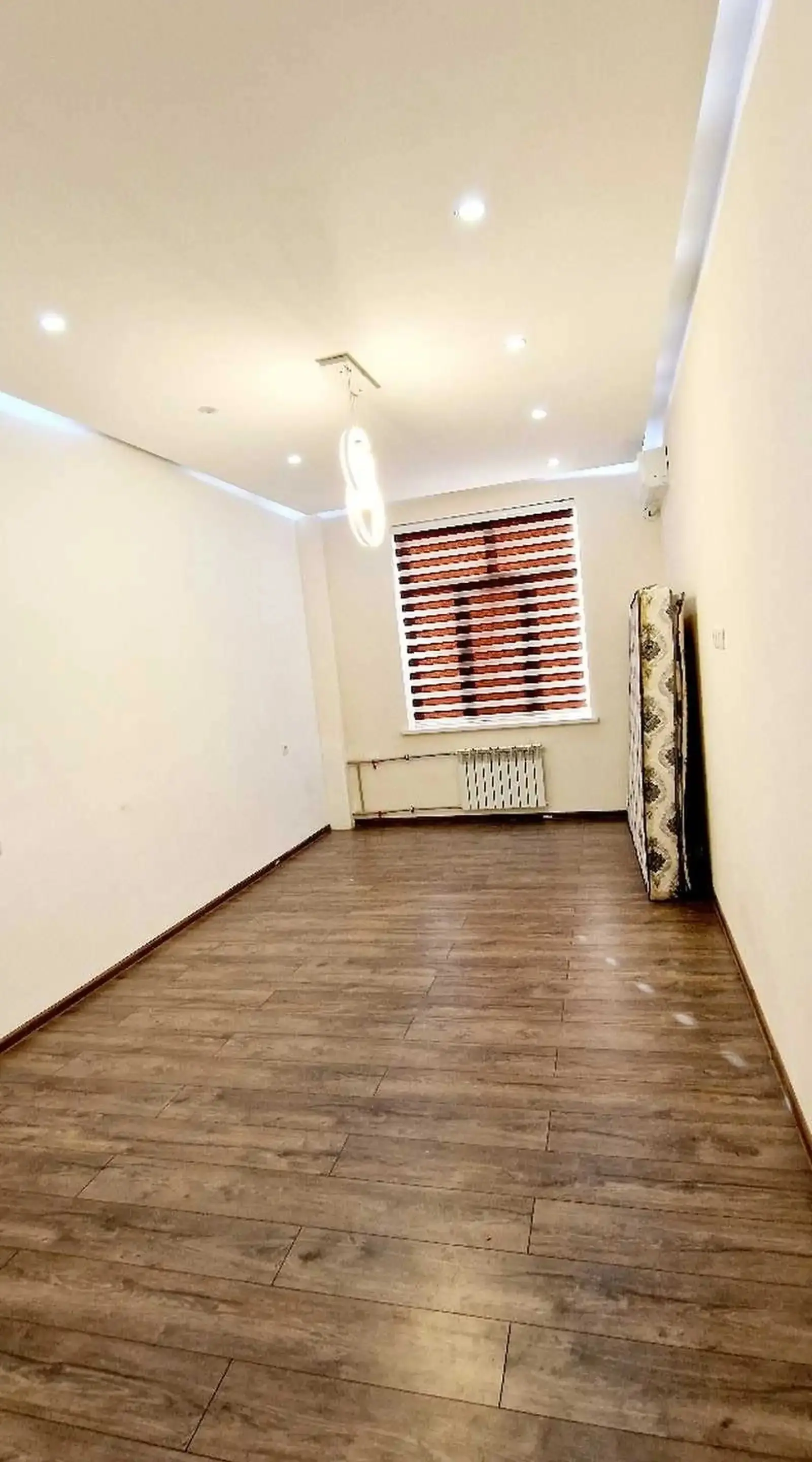 3-комн. квартира, 12 этаж, 112м², 102 мкр