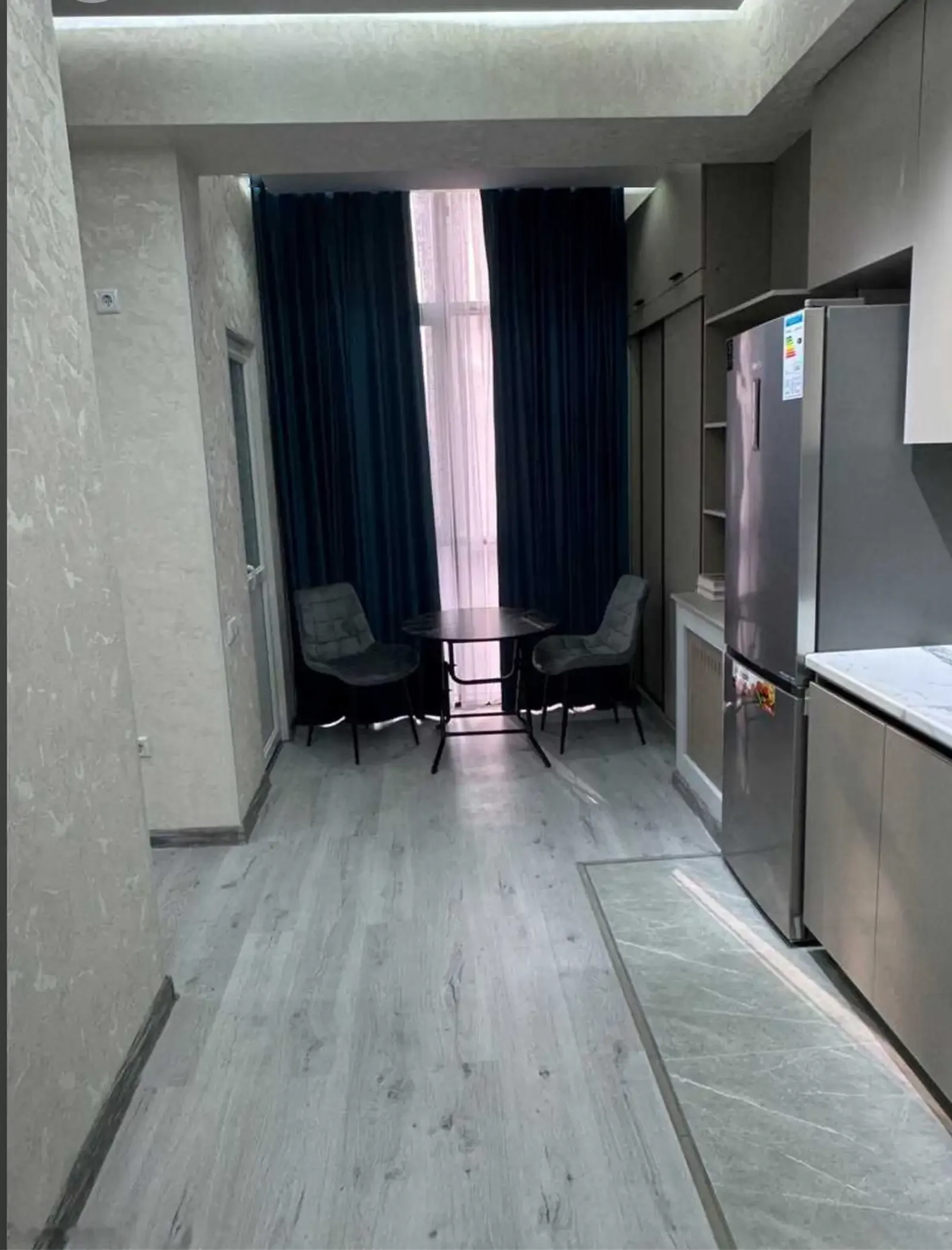 2-комн. квартира, 6 этаж, 55м², овир гранд отель