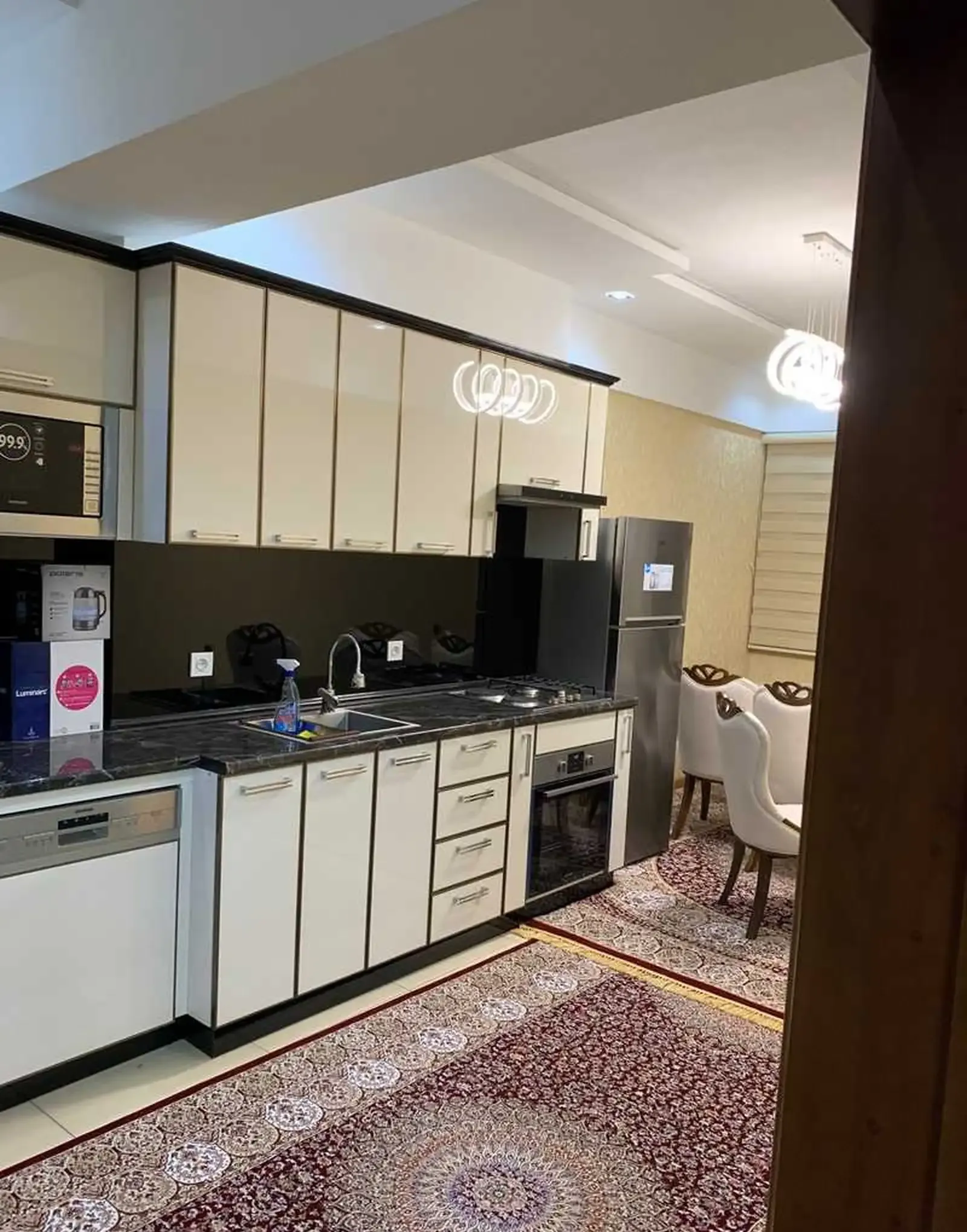 2-комн. квартира, 3 этаж, 119м², Алфемо